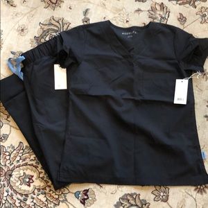 NEW Medelita Black Scrub Set XS